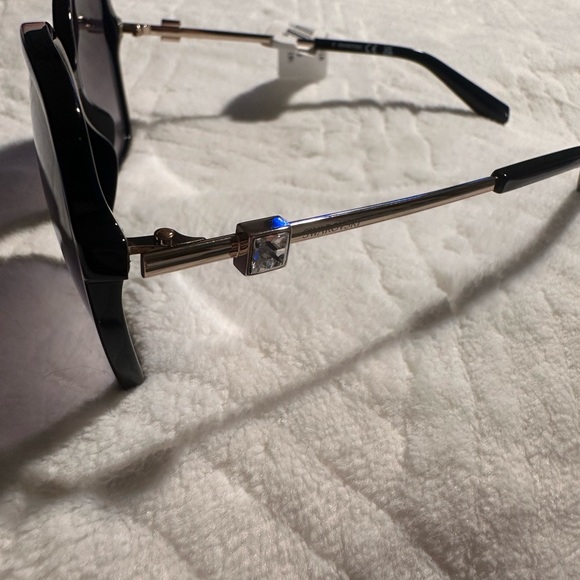 SWAROVSKI SUNGLASSES 57mm - Picture 7 of 14